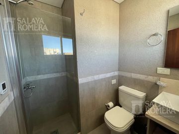 Departamento  en venta en Olivos, piso alto 4 ambientes