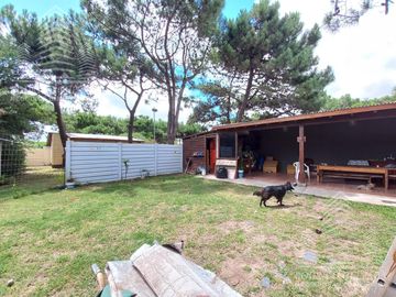 Hermoso Chalet   Cabaña en lote de 500m2, a metros del mar!!  Nueva Atlantis.