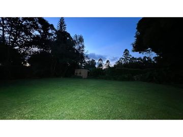 ARRIENDO CASA CON 3 HABIT. EN PARCELACION LLANOGRANDE