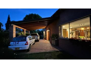 ARRIENDO CASA CON 3 HABIT. EN PARCELACION LLANOGRANDE