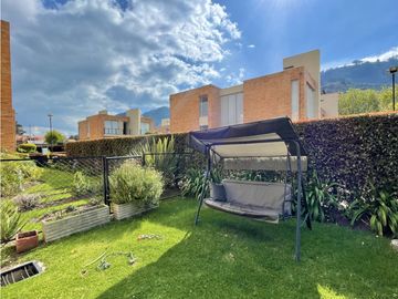 Linda casa en Chia, Condominio La Esperanza con piscina