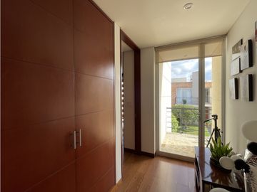 Linda casa en Chia, Condominio La Esperanza con piscina