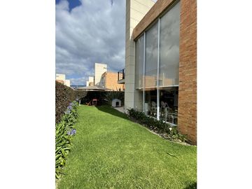 Linda casa en Chia, Condominio La Esperanza con piscina