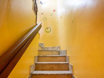 Casa de 5 Ambientes con parque y pileta. Villa Urquiza