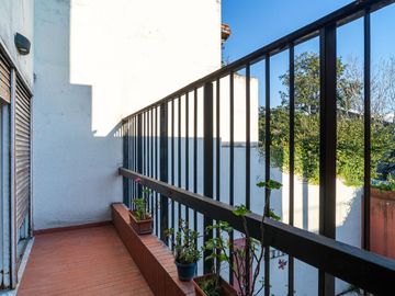 Casa de 5 Ambientes con parque y pileta. Villa Urquiza