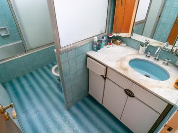 Casa de 5 Ambientes con parque y pileta. Villa Urquiza