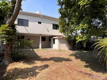 CASA EN VENTA COL. UNIDAD NACIONAL CD MADERO,TAMP