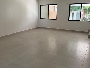 CASA EN VENTA COL. UNIDAD NACIONAL CD MADERO,TAMP