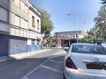 Casa en Venta en una cuadra de 10 de Julio