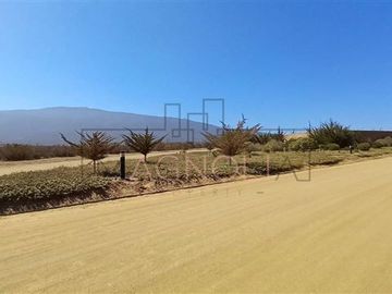 Sitio en Venta en Condominio Agua Dulce, cercano a Huentelauquen.