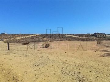 Parcela en Venta en Condominio Agua Dulce, cercano a Huentelauquen.