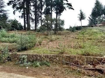 Sitio en Venta en Sector Aquelarre. En Condominio