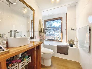 Casa en Venta en Cercano a Iglesia de Lo Vásquez