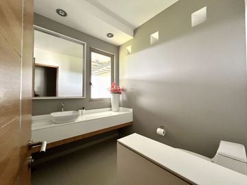 Venta de casa en Prado del Lago, La Escondida