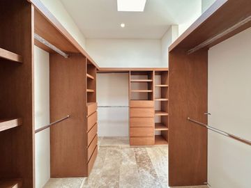 CASA VENTA MÉRIDA, DIVINA, UNA PLANTA, SUPER EQUIPADA, 4 RECÁMARAS, PRANA DZITYÁ