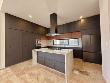 CASA VENTA MÉRIDA, DIVINA, UNA PLANTA, SUPER EQUIPADA, 4 RECÁMARAS, PRANA DZITYÁ