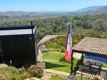 Casa en Venta en CONDOMINIO ALTOS DE OLMUE