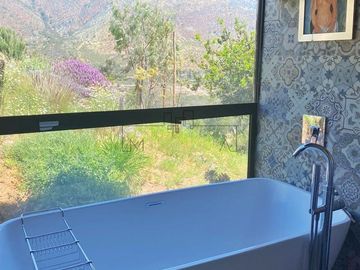 Casa en Venta en CONDOMINIO ALTOS DE OLMUE