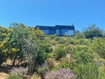 Casa en Venta en CONDOMINIO ALTOS DE OLMUE