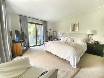 Casa en Venta en Club de Golf La Dehesa/Colegio el Huinganal