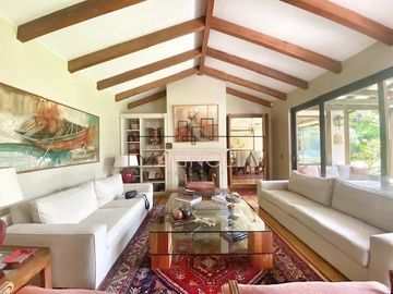 Casa en Venta en Club de Golf La Dehesa/Colegio el Huinganal