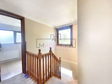 Casa en Venta en Club de Golf La Dehesa/Colegio el Huinganal