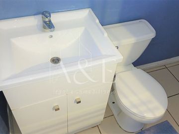 Casa en Venta en Entre Av. José Joaquín Pérez con Av. La Estrella