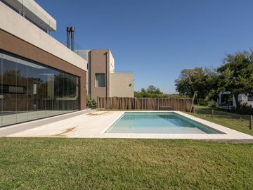 VENTA, CASA A ESTRENAR, GREENVILLE POLO & RESORT