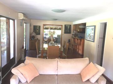 Casa a la venta en Banco Provincia Country Club