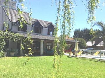 Casa a la venta en Banco Provincia Country Club