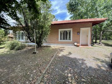 Casa en Venta Club de Campo los Quinchos - APTO CREDITO
