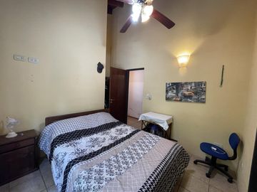 Casa en Venta Club de Campo los Quinchos - APTO CREDITO