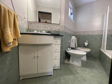 Casa en Venta Club de Campo los Quinchos - APTO CREDITO