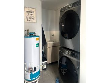 VENTA APARTAMENTO LOMA DE LOS MESA ENVIGADO COLOMBIA