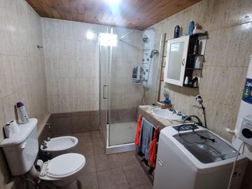 IMPERDIBLE CASA EN EL CADILLAL