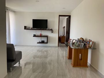 Casa en venta en Atlixco, a unos metros de la Aldea con alberca y 4 recámaras