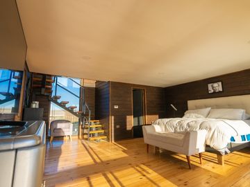 PARCELA CON CASA VISTA DIRECTA PRIMERA LINEA FRENTE AL MAR