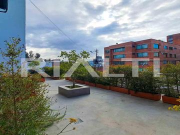 Casa rentera de venta, sector El Batán centro norte de Quito
