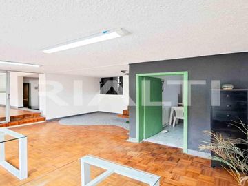 Casa rentera de venta, sector El Batán centro norte de Quito