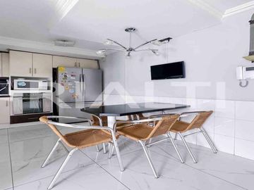 Casa Exclusiva e Independiente en la Armenia 1, 5Hab