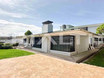 Casa Exclusiva e Independiente en la Armenia 1, 5Hab