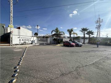 VENTA CASA EN ESQUINA RESIDENCIAL ANDREA  CANDILES QUERETARO
