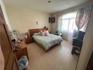 VENTA CASA EN ESQUINA RESIDENCIAL ANDREA  CANDILES QUERETARO