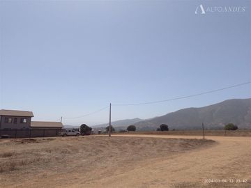 Casa en Venta en Condominio Santa Adela