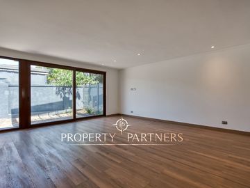 ¡ESPECTACULAR!, moderno y luminoso Townhouse año 2023, ubicado en barrio residencial, Padre Errázuriz