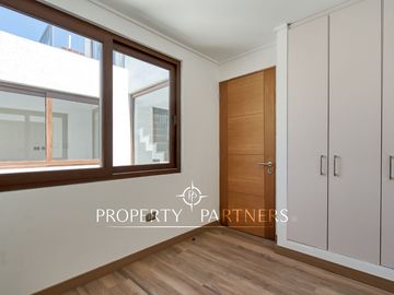 ¡ESPECTACULAR!, moderno y luminoso Townhouse año 2023, ubicado en barrio residencial, Padre Errázuriz