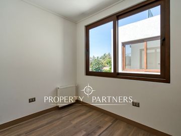 ¡ESPECTACULAR!, moderno y luminoso Townhouse año 2023, ubicado en barrio residencial, Padre Errázuriz