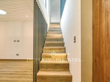 ¡ESPECTACULAR!, moderno y luminoso Townhouse año 2023, ubicado en barrio residencial, Padre Errázuriz