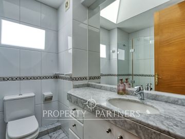 Impecable departamento con espectacular vista