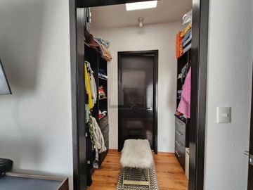 Casa en venta en Toluca, en fraccionamiento con amenidades y amplios espacios